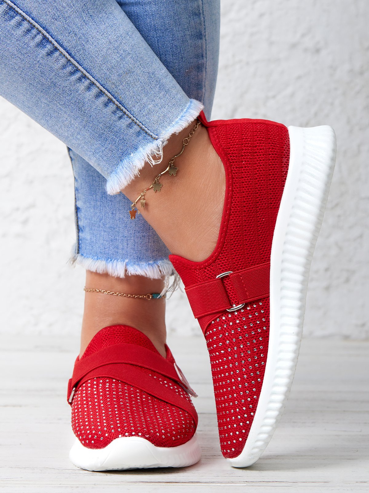 Rhinestone Flyknit Breathable Upper Sneakers