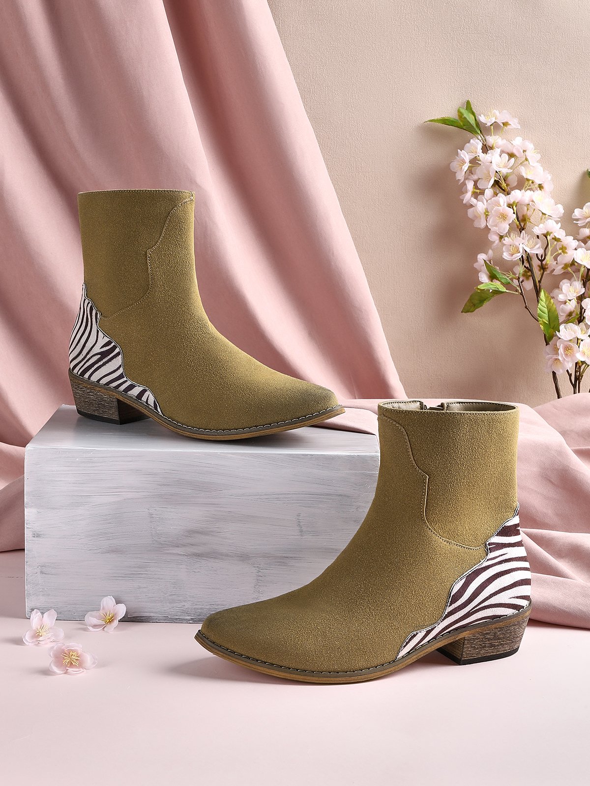 Split Joint Suede Winter Flat Heel Boots