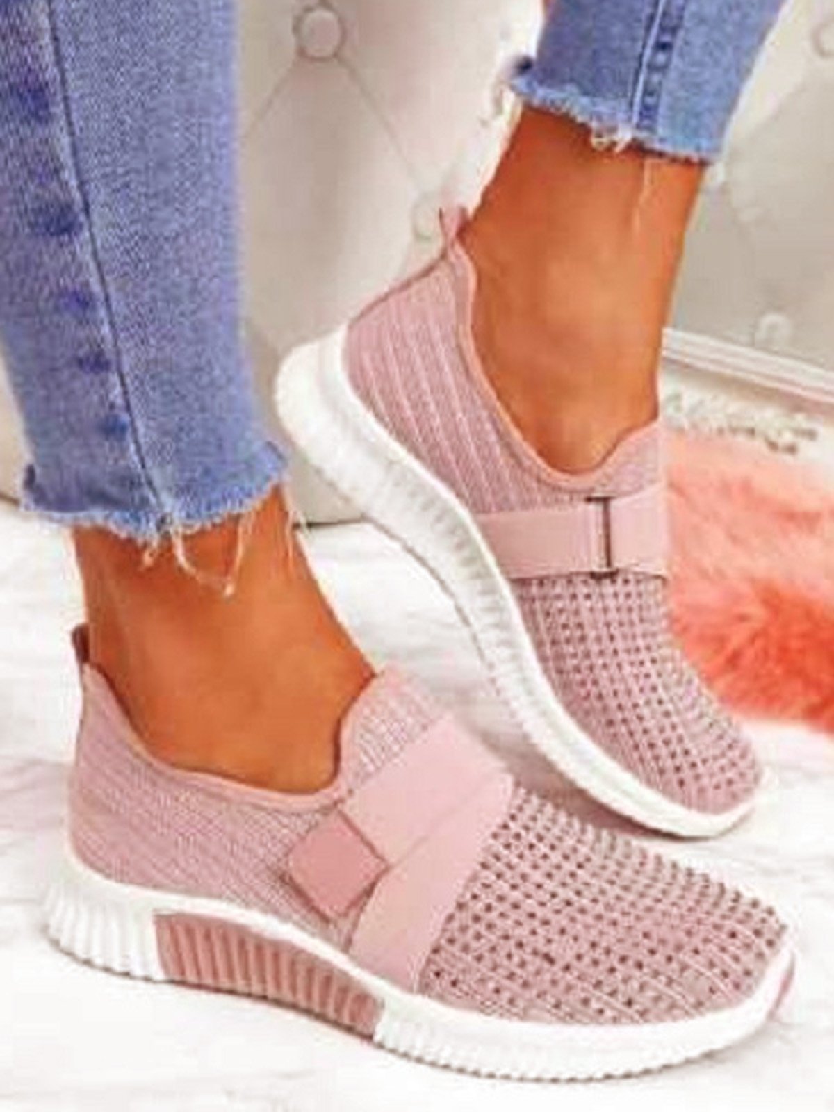 Rhinestone Flyknit Breathable Upper Sneakers
