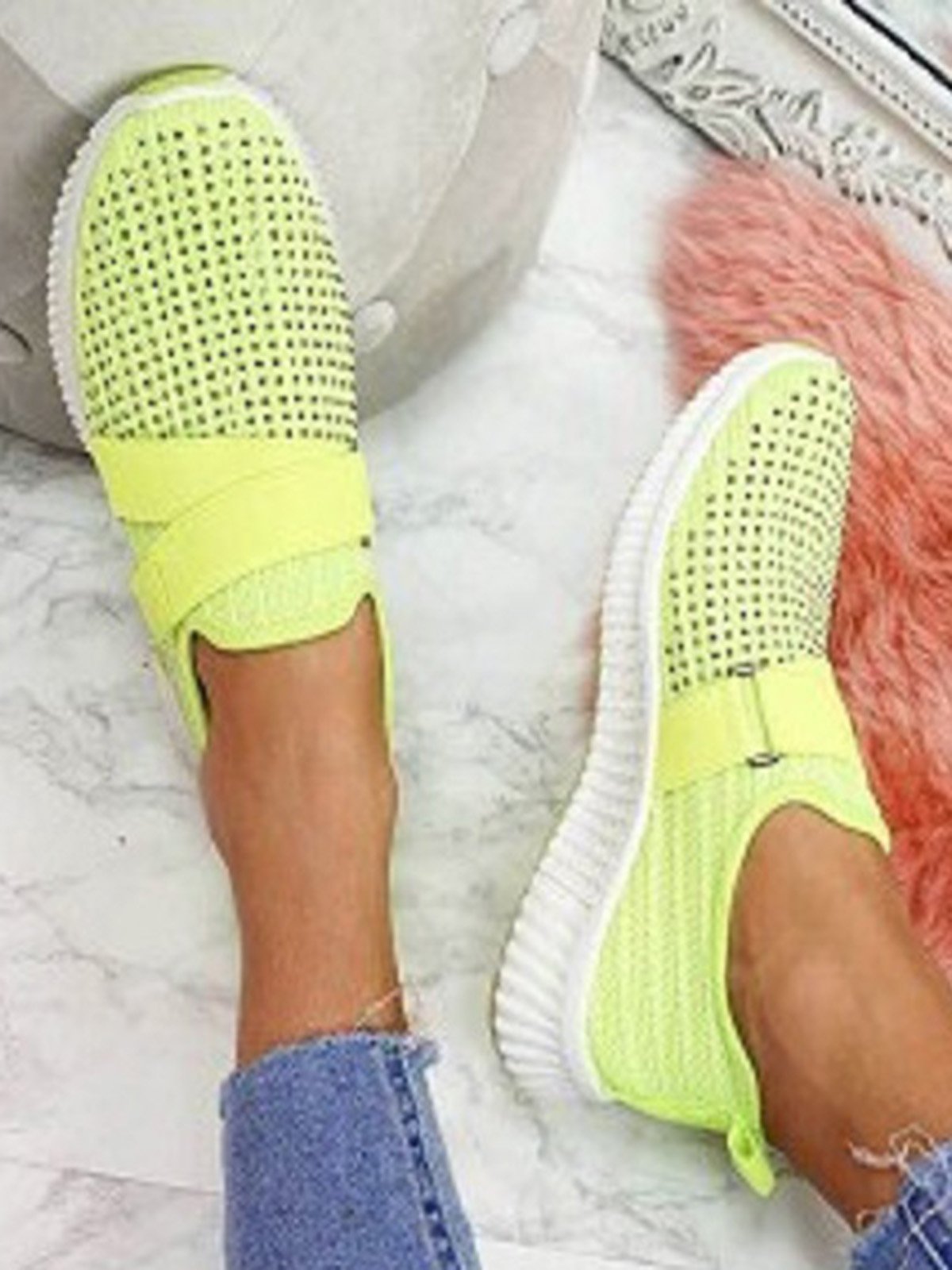 Rhinestone Flyknit Breathable Upper Sneakers