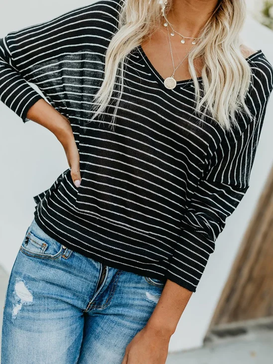 White Cotton Casual V Neck T-Shirt